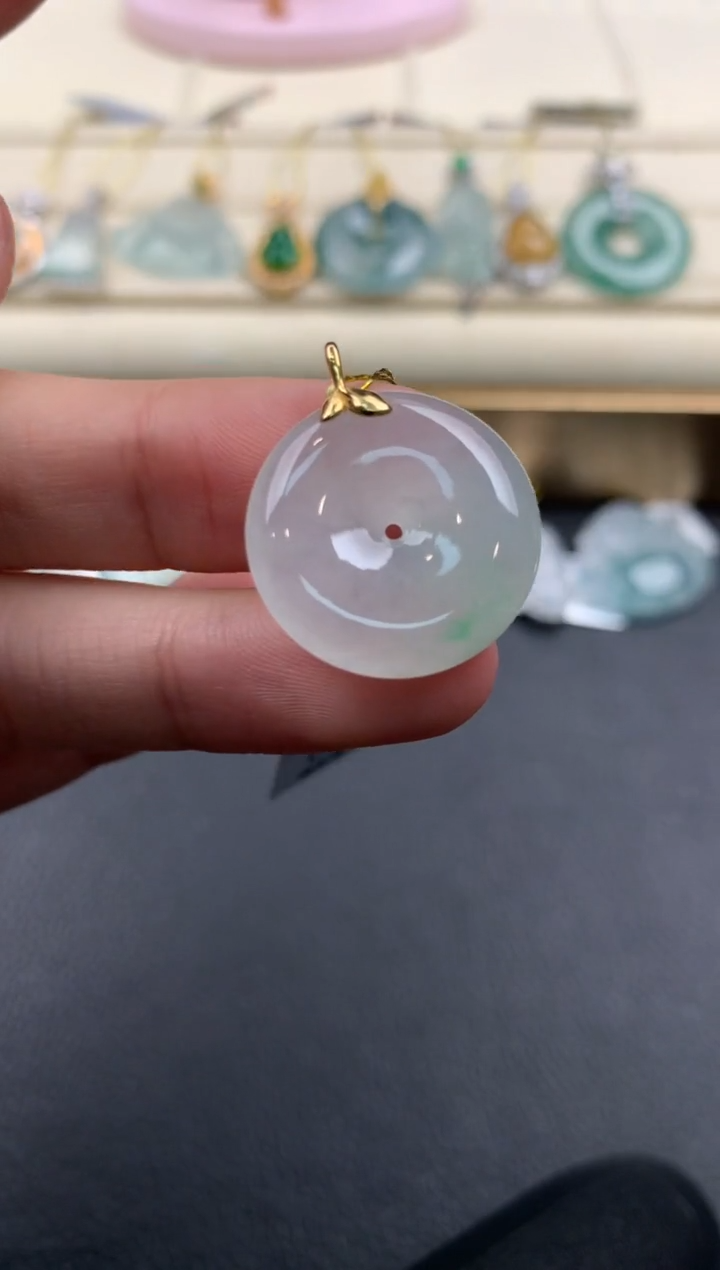 【闪购商品】翡翠颈饰18K金镶嵌A934        