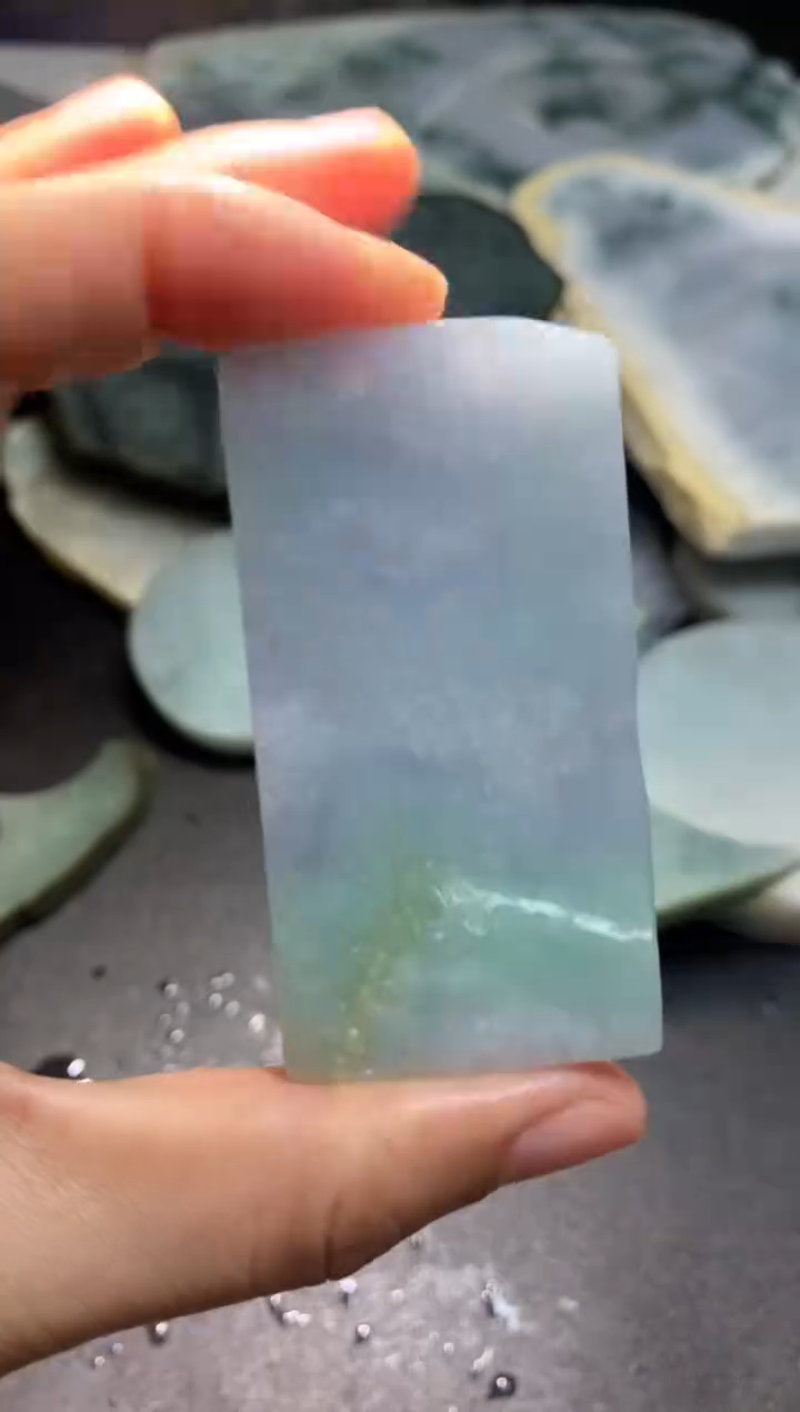 【闪购商品】翡翠颈饰未镶嵌料子