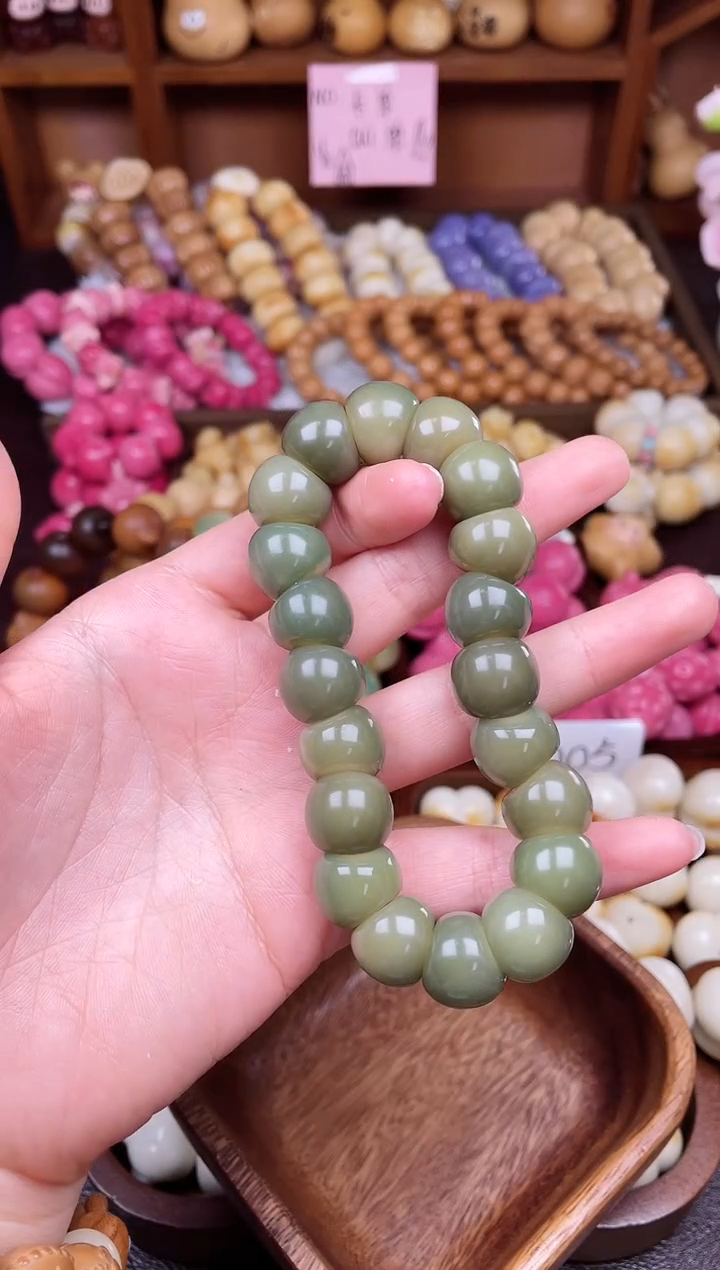 手串菩提根/象牙果Q绿色蒜瓣单圈
