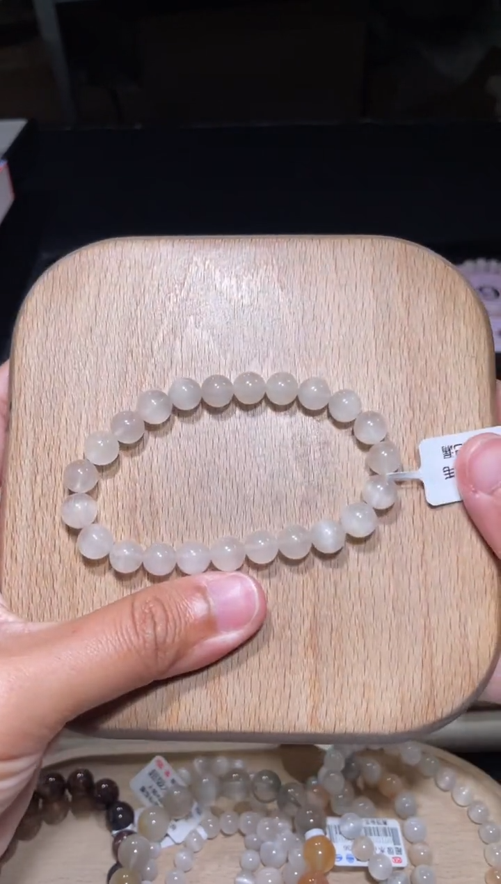 【闪购商品】水晶手链未镶嵌95号多样性发货一D 8+