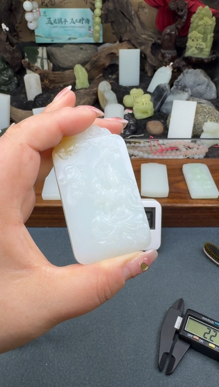 【闪购商品】和田玉颈饰未镶嵌姗姗