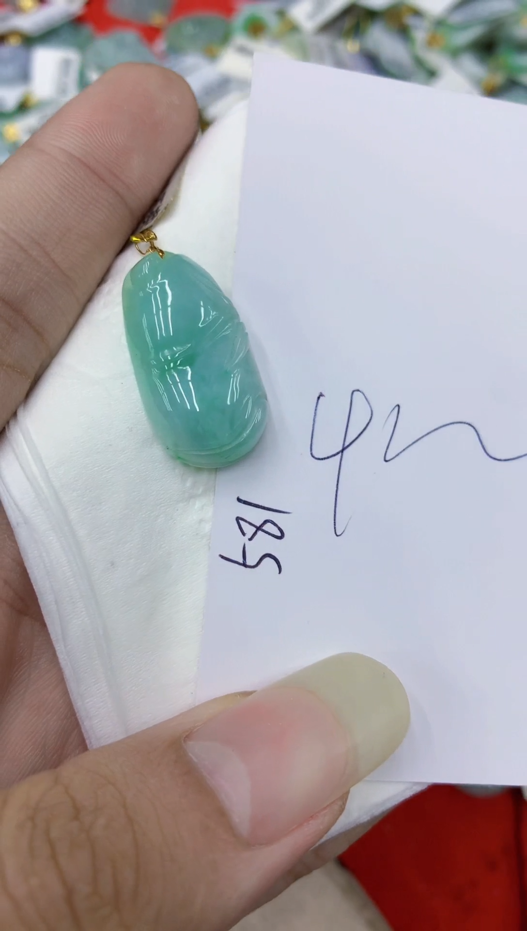 翡翠18K金镶嵌颈饰111111111111