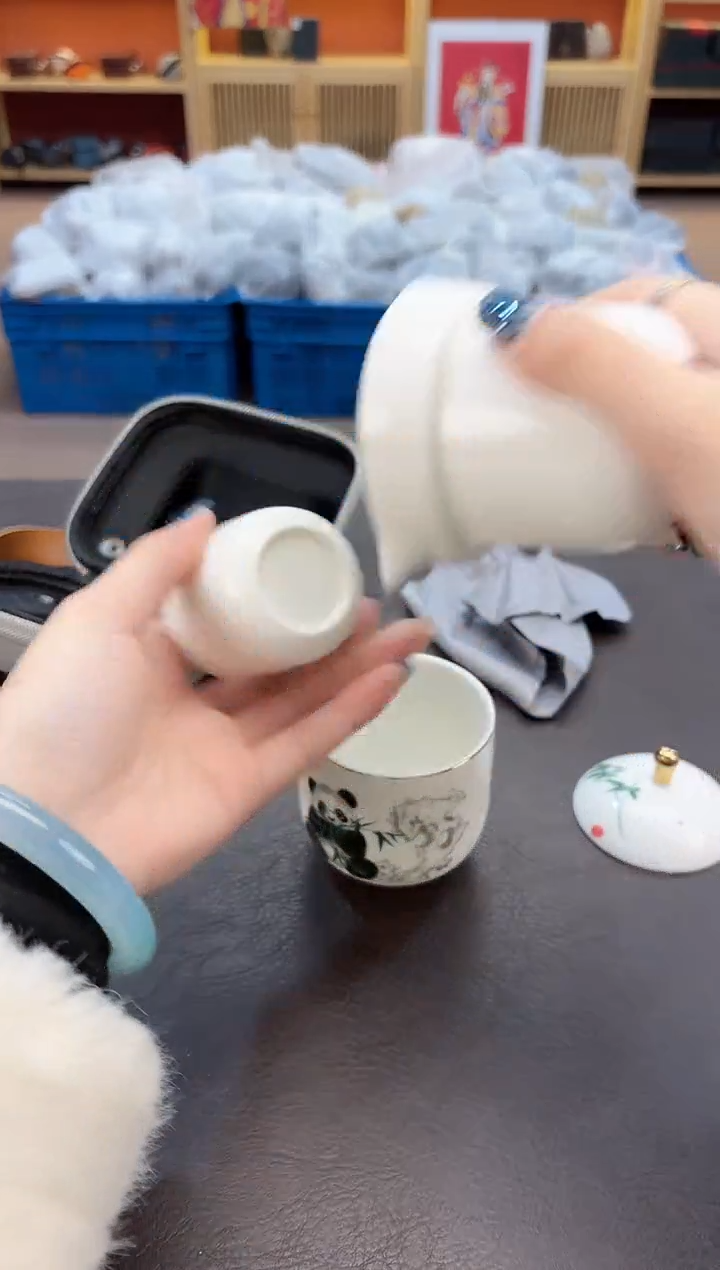 【闪购商品】摆件瓷SC1111111111111