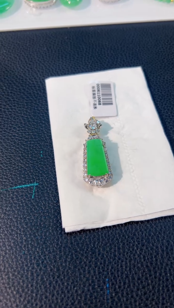 颈饰未镶嵌翡翠 缅料A货/支持复检/一件