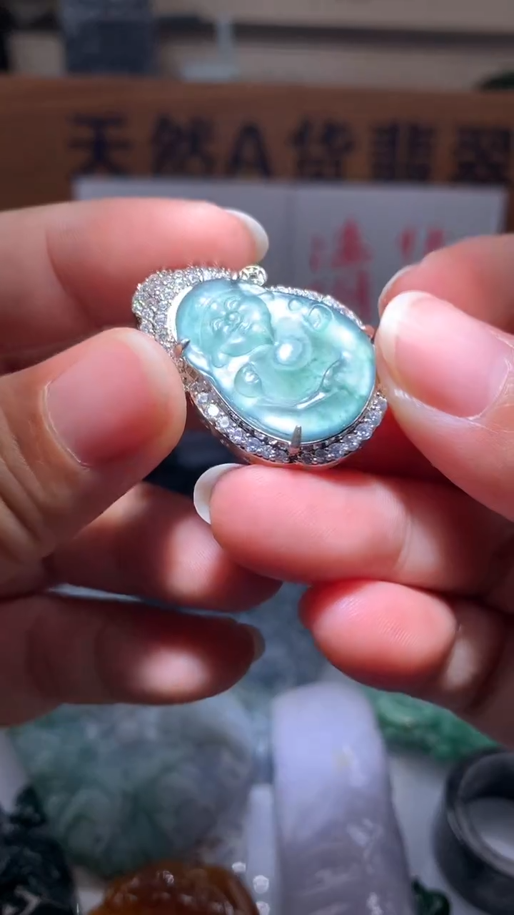 【闪购商品】翡翠颈饰未镶嵌保真天然A货翡翠