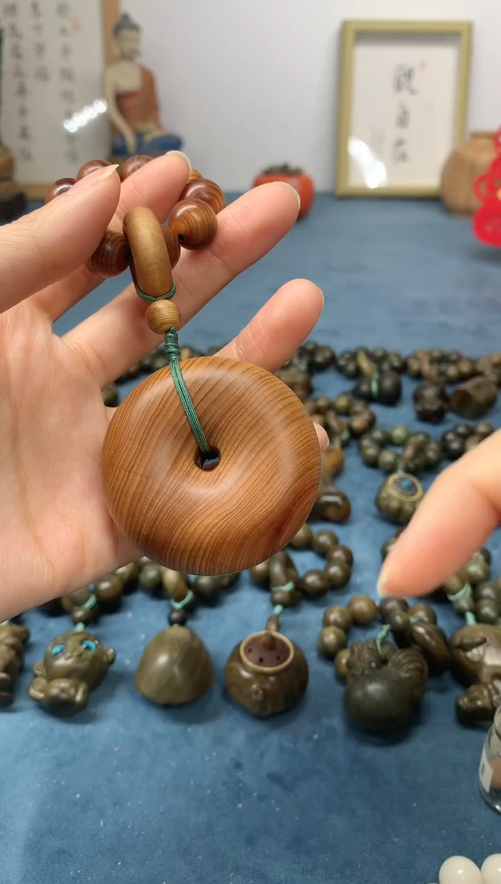 【闪购商品】柏木（崖柏）把件高油料 平安扣