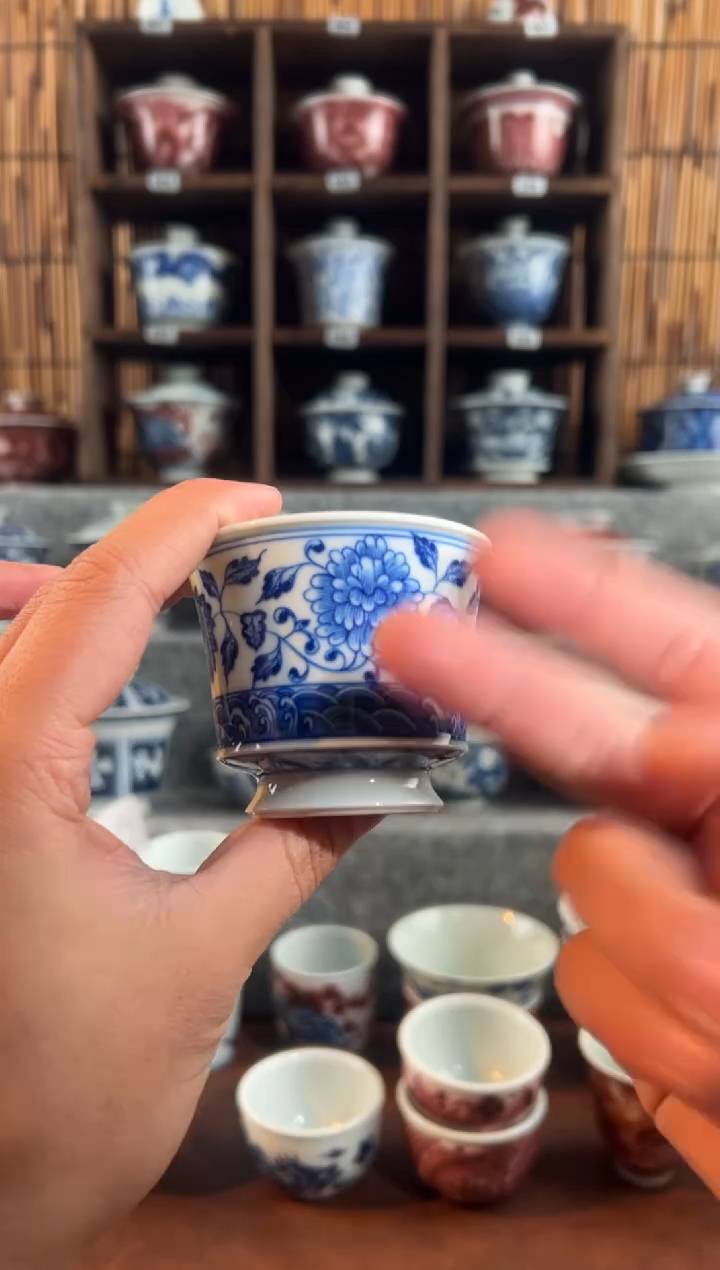 【闪购商品】a203 天禄言瓷缠枝莲杯子高足