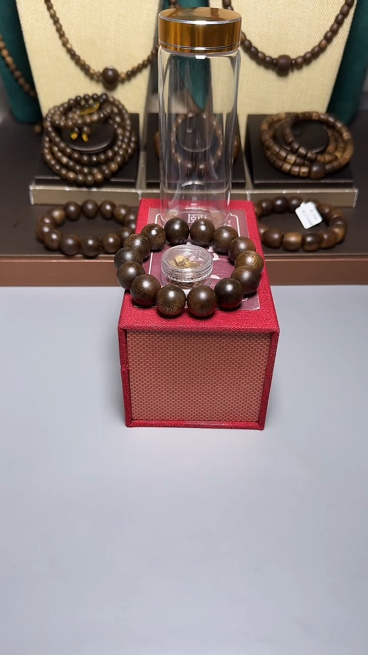 沉香芽庄黑奇1.6圆珠