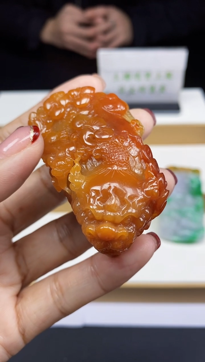 【闪购商品】翡翠颈饰未镶嵌翡翠A货