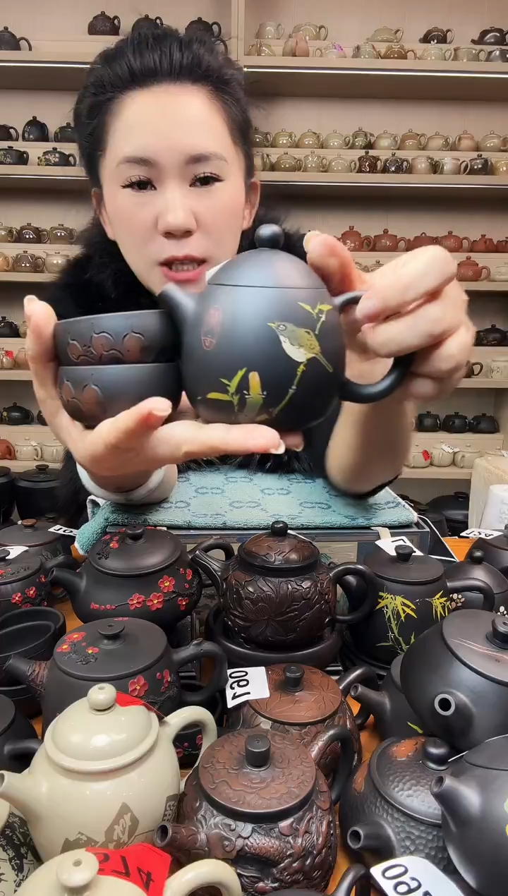 壶119 彩填龙蛋+2线雕杯 