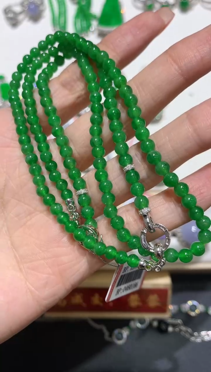 【闪购商品】翡翠颈饰18K金镶嵌团购1