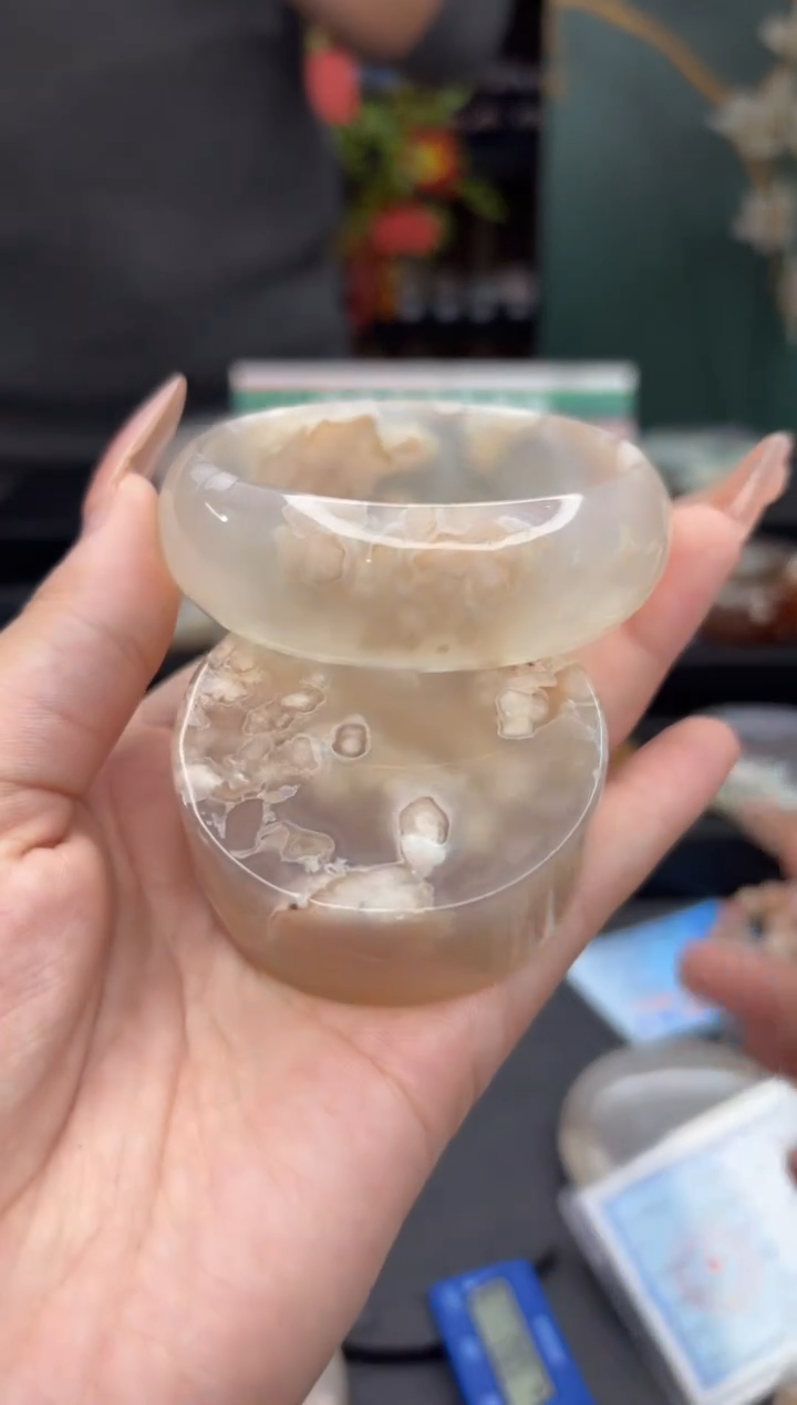 【闪购商品】石英质玉手镯未镶嵌667（55圈赠送镯心）