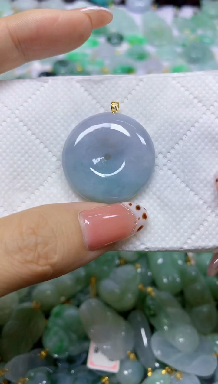颈饰18K金镶嵌翡翠天然翡翠A货