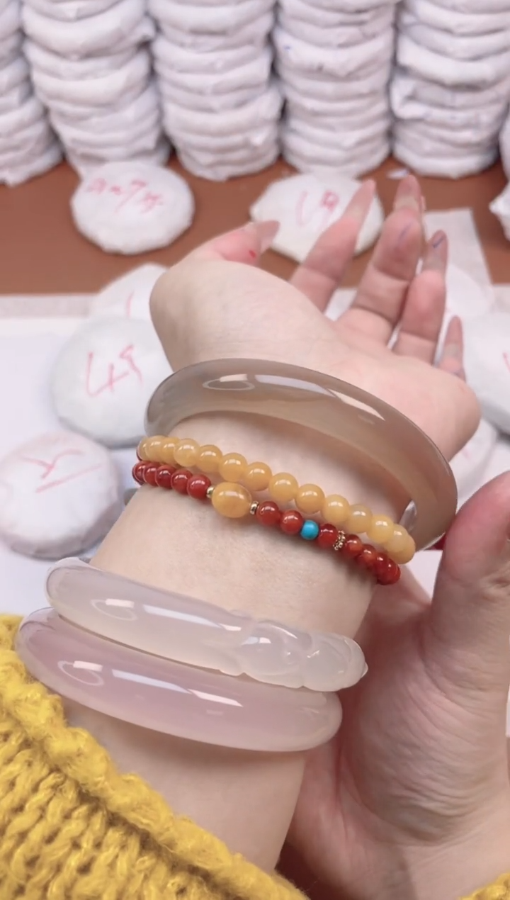 【闪购商品】玛瑙/玉髓手镯未镶嵌1499