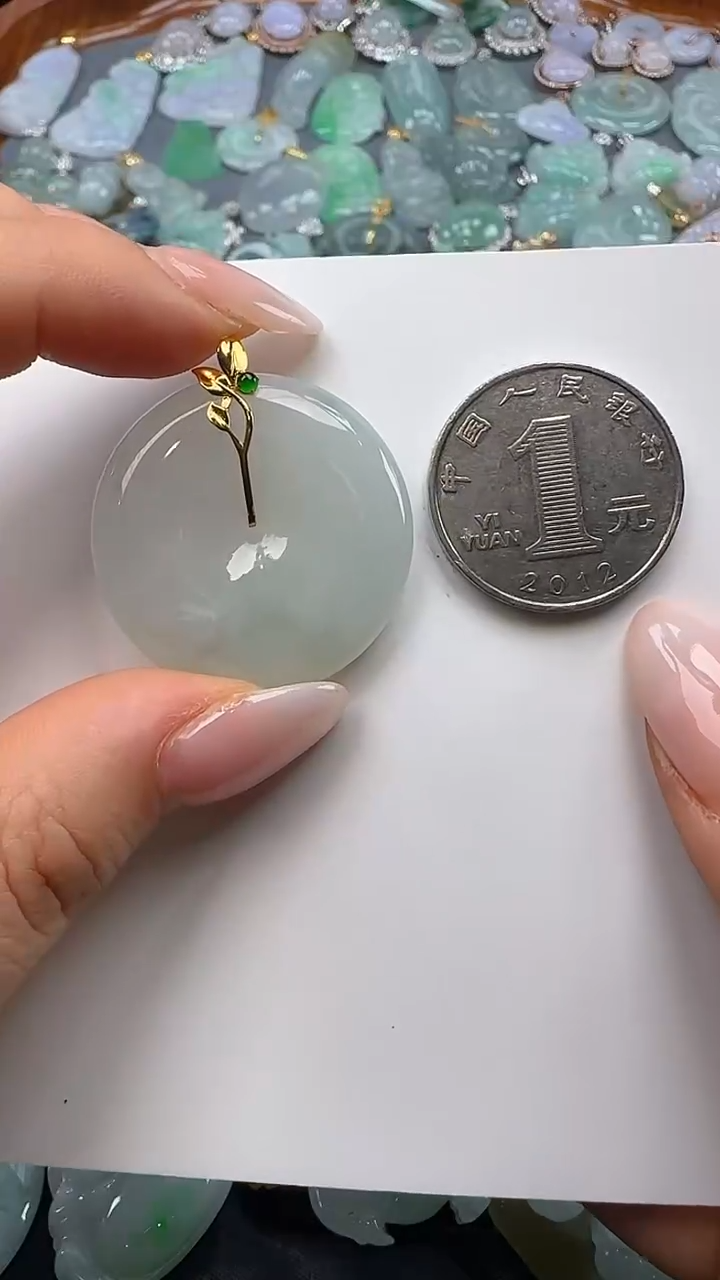 翡翠18K金镶嵌吊坠(不含链)平安扣