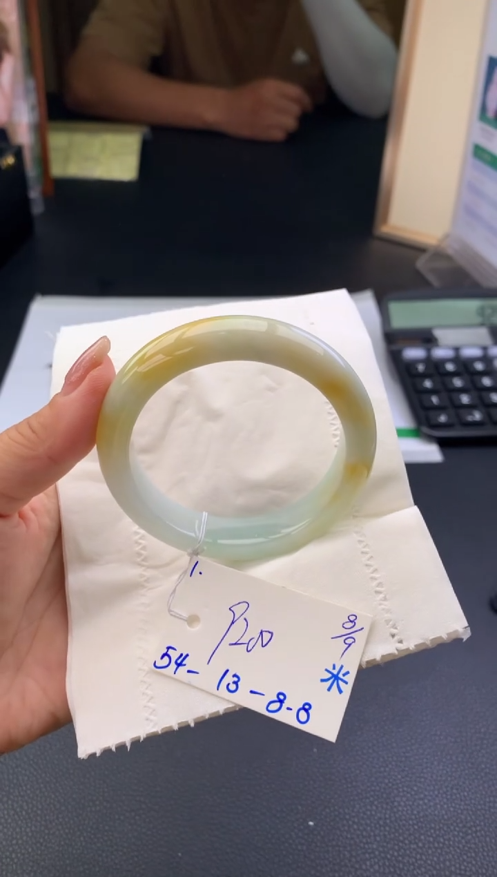 未镶嵌手镯翡翠手镯