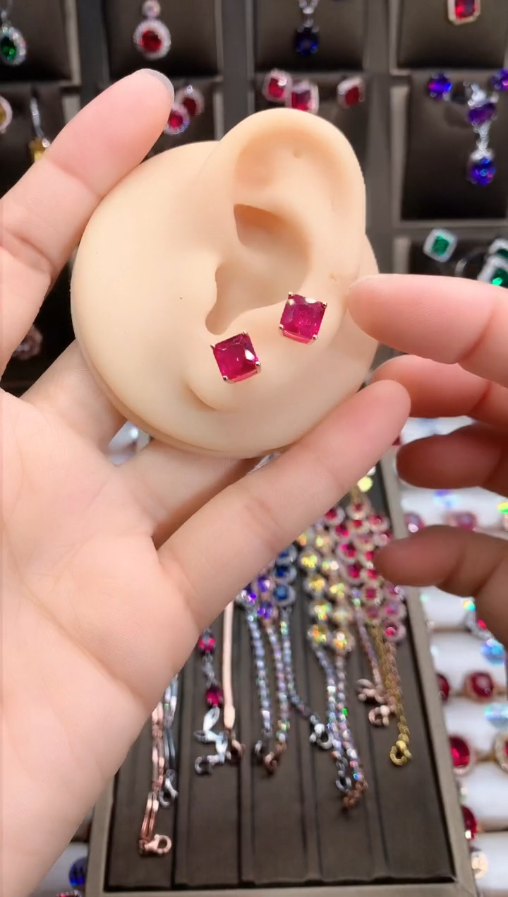 【闪购商品】红宝石耳饰银S925镶嵌玫瑰金6