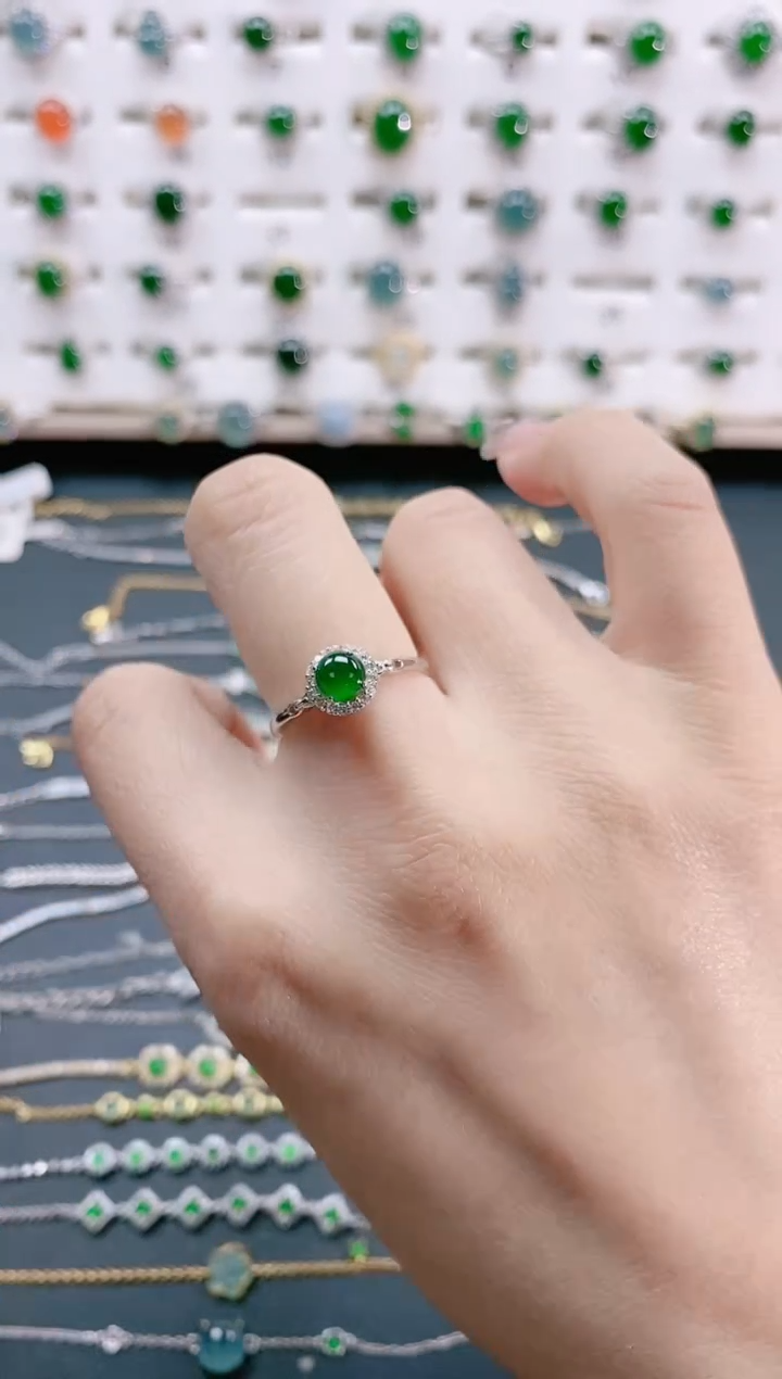 【闪购商品】翡翠戒指银S925镶嵌天然翡翠