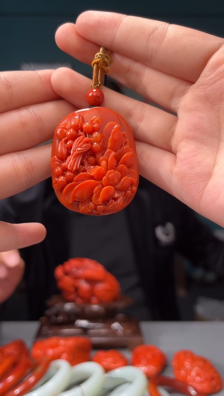 【闪购商品】南红玛瑙颈饰未镶嵌吊坠