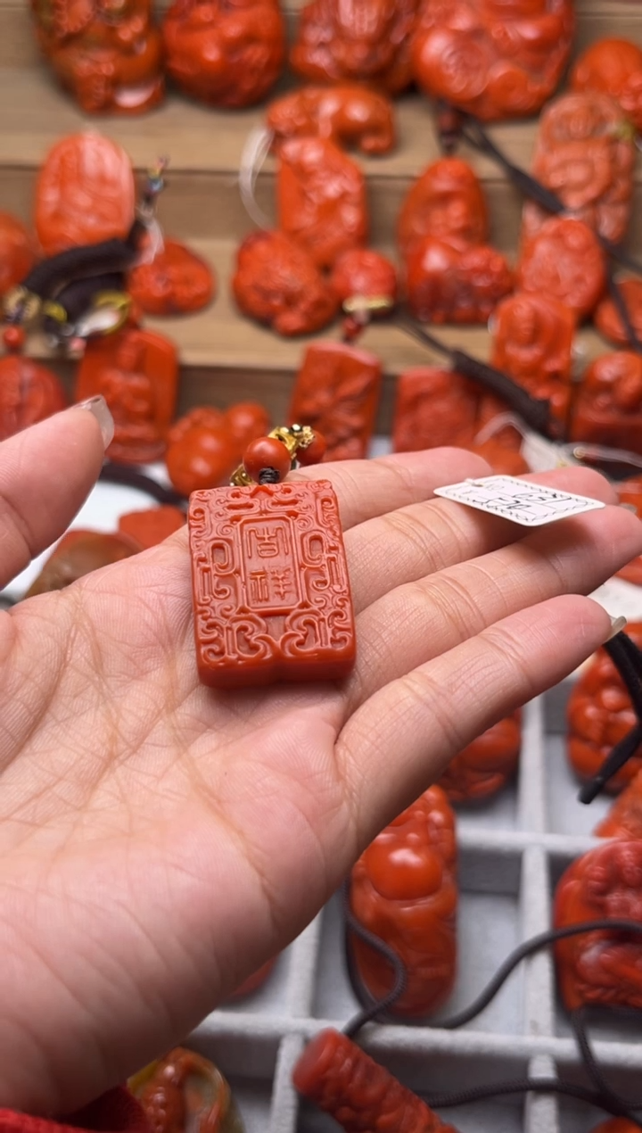 【闪购商品】南红玛瑙珠宝奇石未镶嵌631