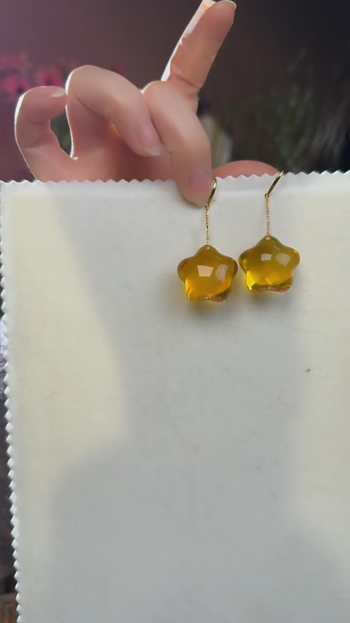 【闪购商品】琥珀耳坠18K金镶嵌天然琥珀星星耳坠