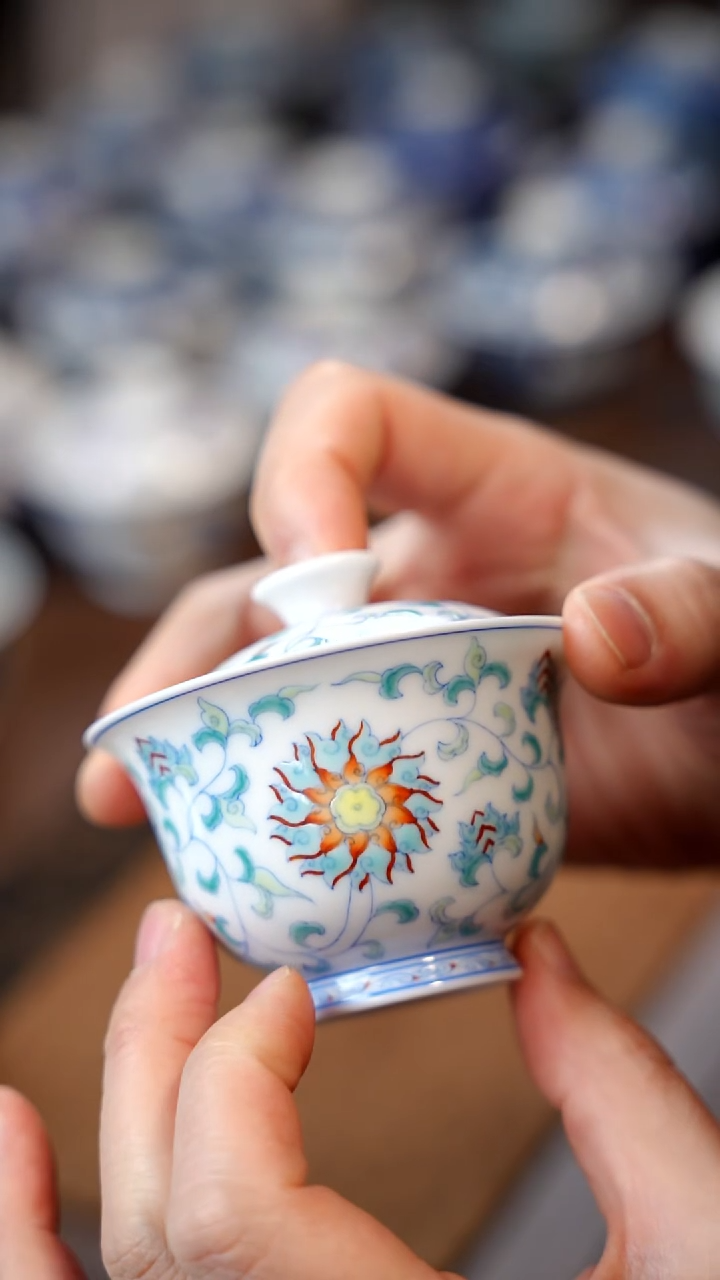 斗彩金刚莲盖碗11111