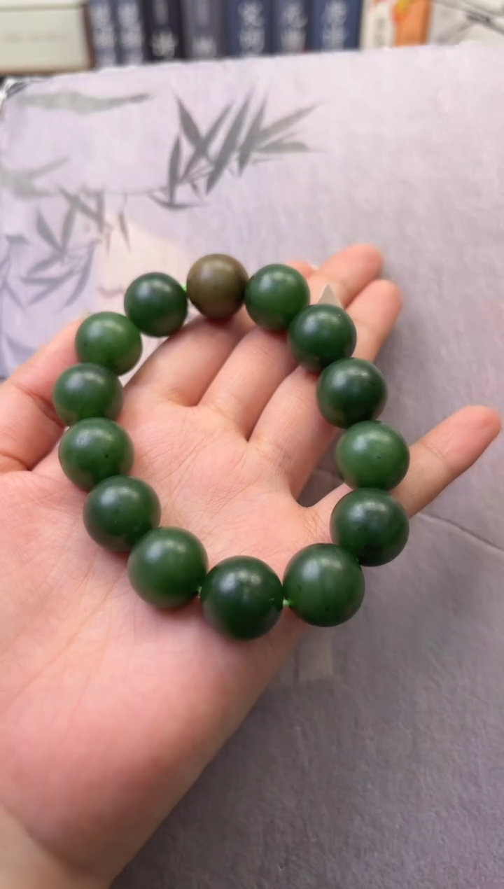 【闪购商品】和田玉（碧玉）手串未镶嵌手串