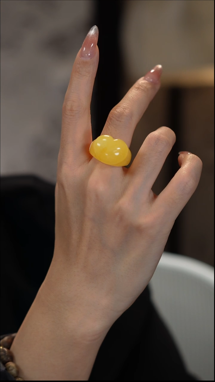 未镶嵌蜜蜡戒指蜜蜡戒指（桃心）