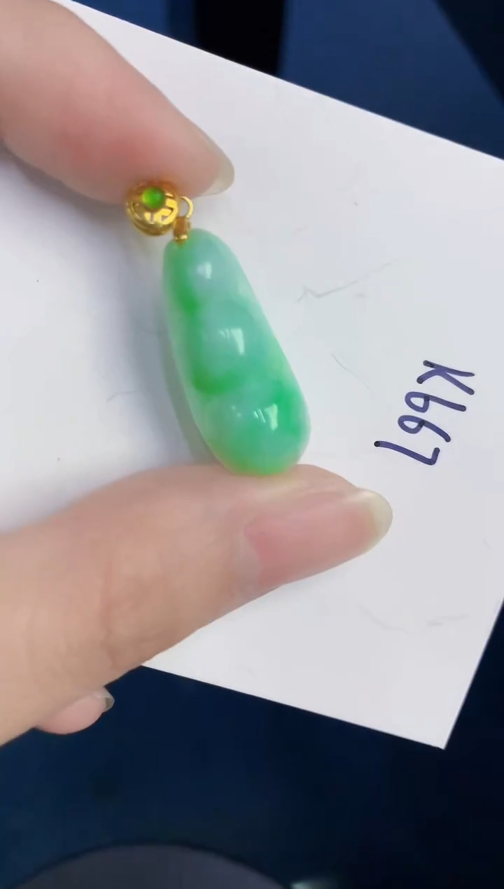 颈饰未镶嵌翡翠天然翡翠缅甸A货