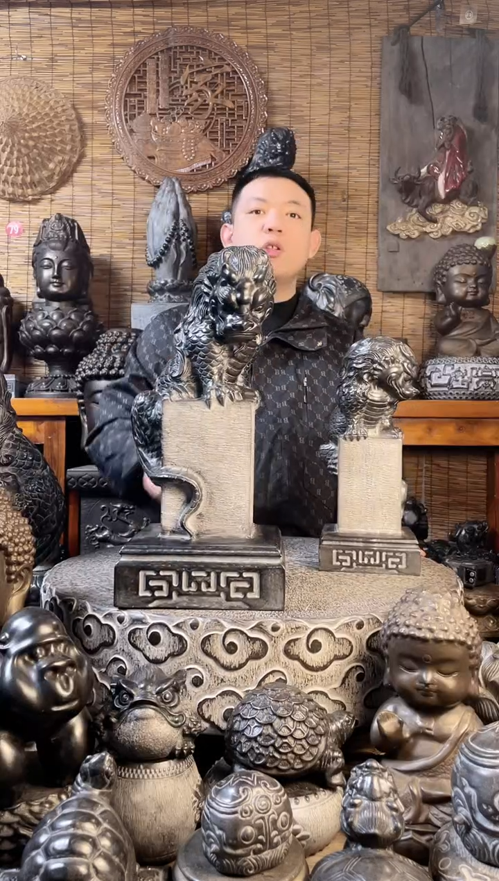 【闪购商品】42吸水兽立柱天然青石雕刻