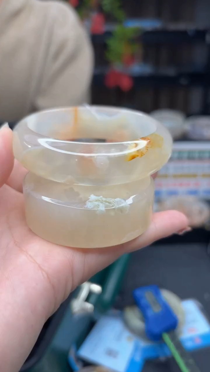 【闪购商品】石英质玉手镯未镶嵌72（59圈赠送镯心）