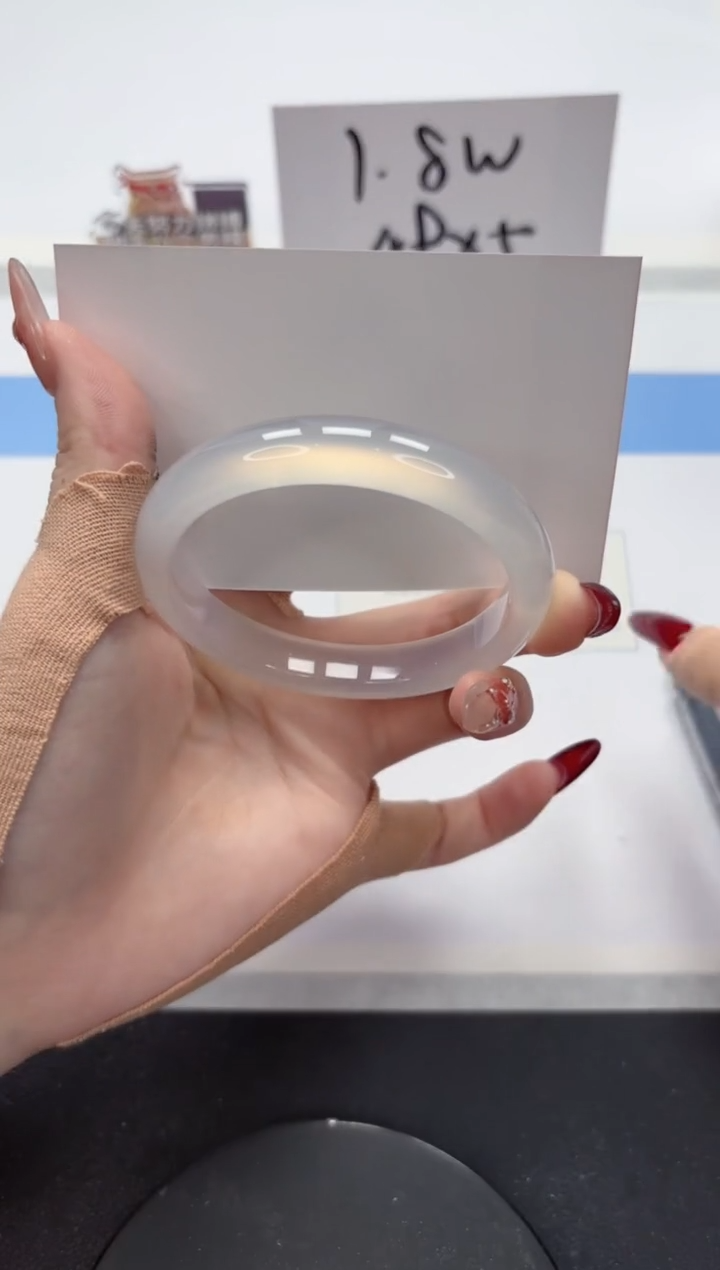 【闪购商品】石英质玉手镯未镶嵌A294-57.2