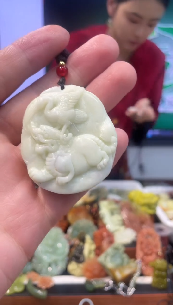 【闪购商品】岫玉吊坠未镶嵌·