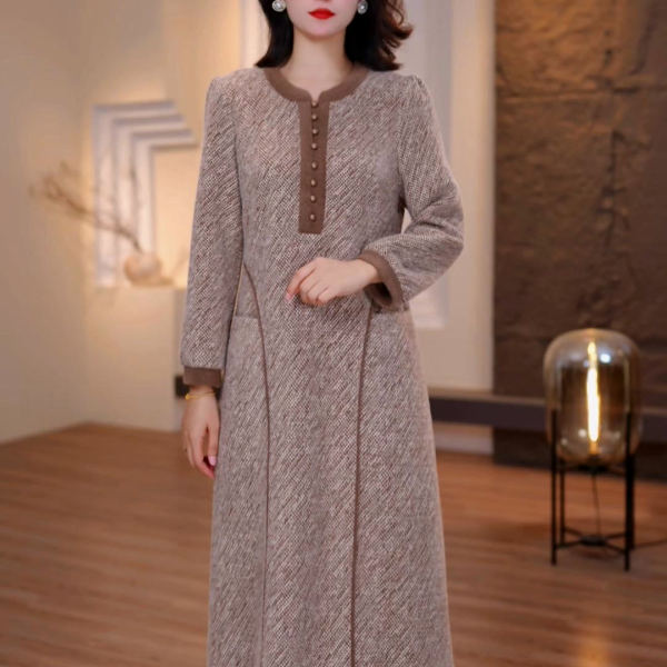 2025秋冬新款加厚连衣裙大码女装显瘦遮肉减龄妈妈装FY-9813（琴）