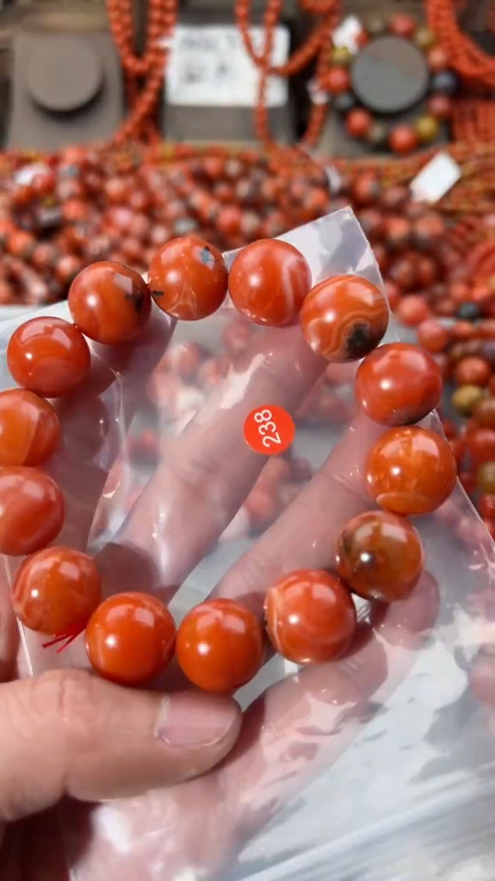 【闪购商品】南红玛瑙手串未镶嵌16+