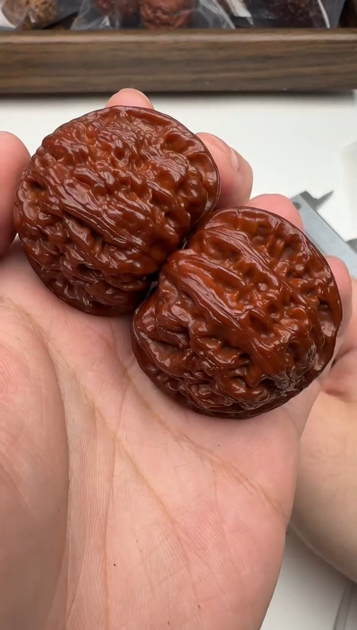 【闪购商品】文玩核桃把件核桃