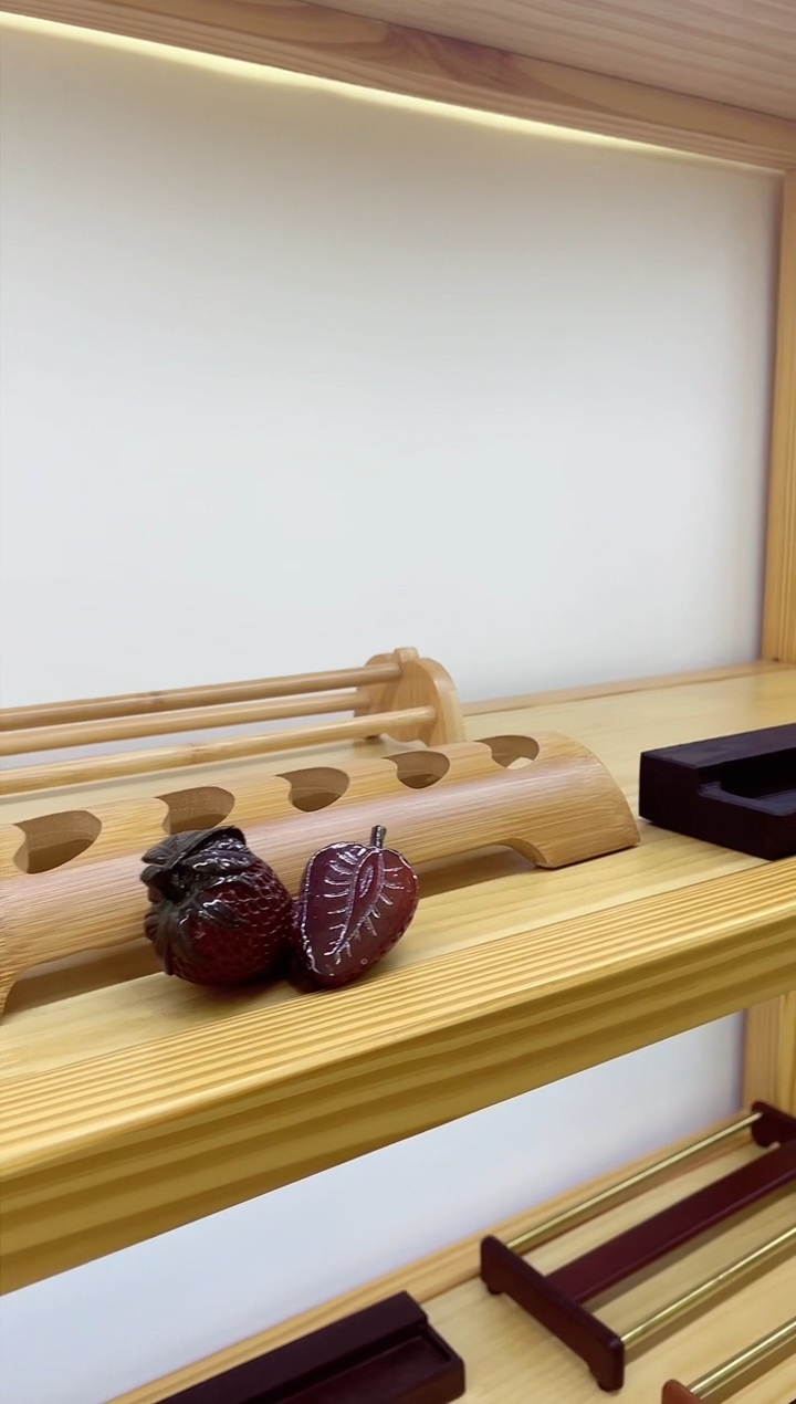 【闪购商品】变色茶宠【草莓】@@MCCBSCM