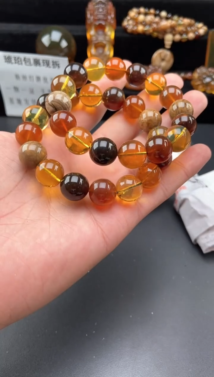 【闪购商品】琥珀手链未镶嵌多宝手串【多样性发货其中一】