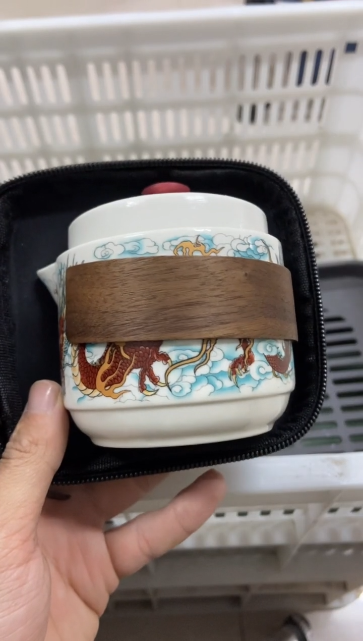 杯无运费险有瑕疵的摄影的产品有使用过的痕迹有点脏介意勿拍