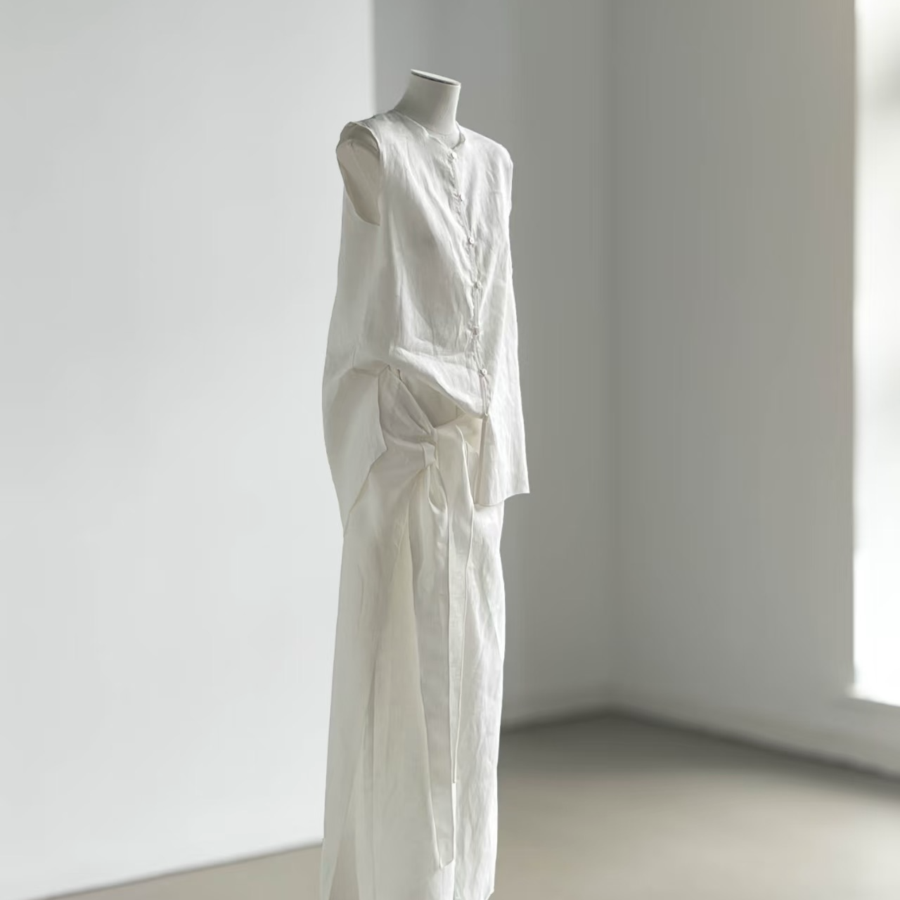  极简棉麻无袖小衫 扣号链接 下单备注编号 偶有瑕疵 慎拍