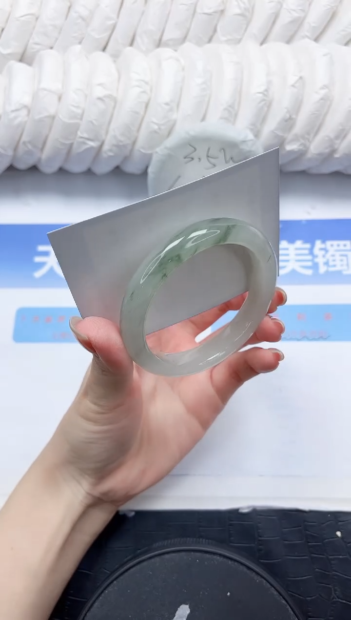 石英质玉手镯未镶嵌347-56