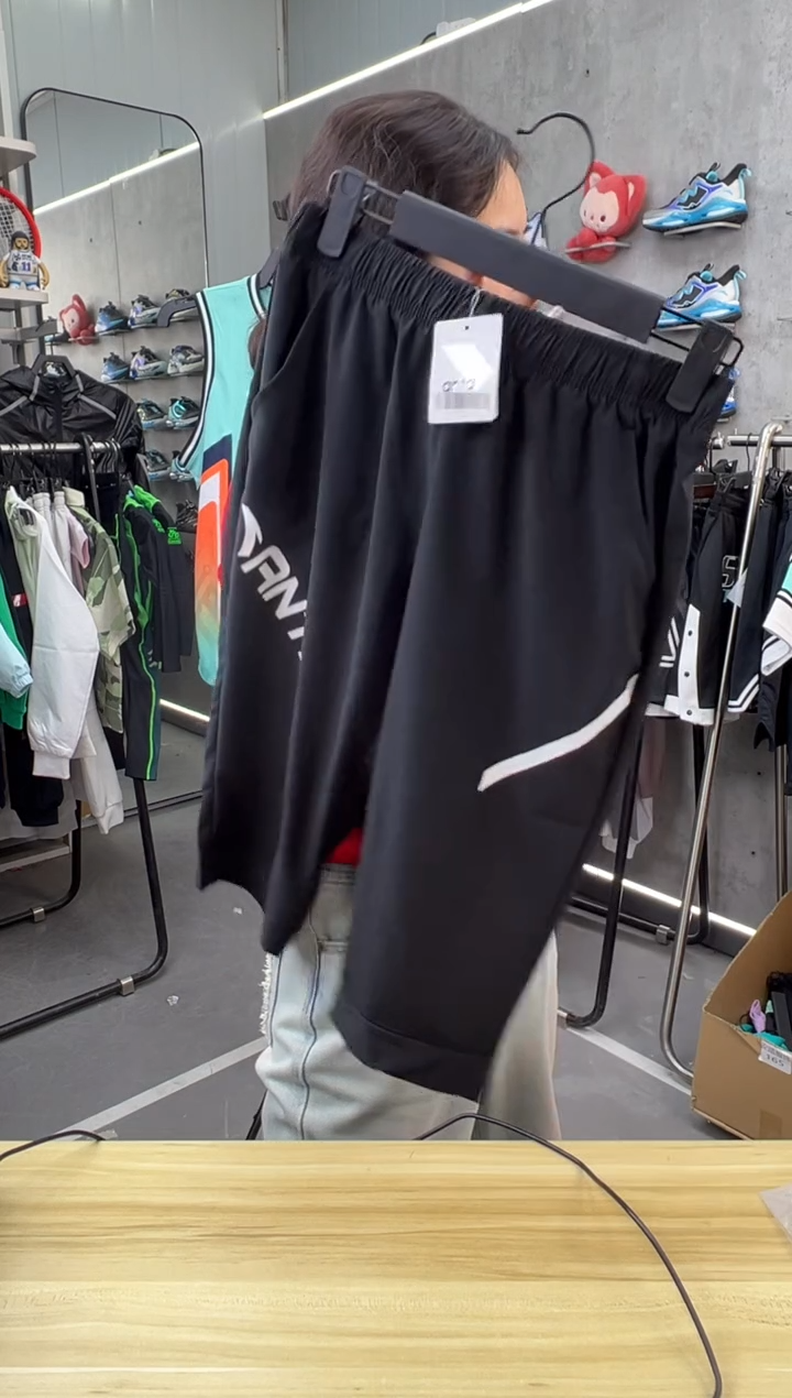 安踏儿童衣服尺码 ：165