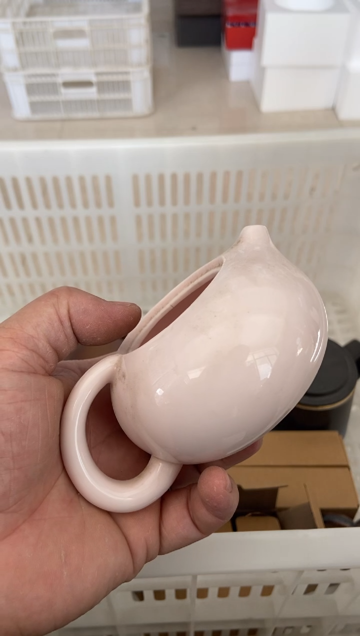 杯无运费险有瑕疵的摄影的产品有使用过的痕迹有点脏介意勿拍