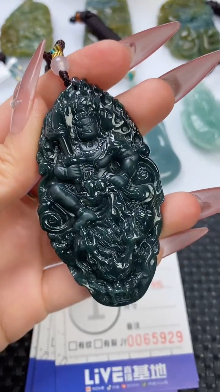 【闪购商品】翡翠颈饰未镶嵌111111111111111