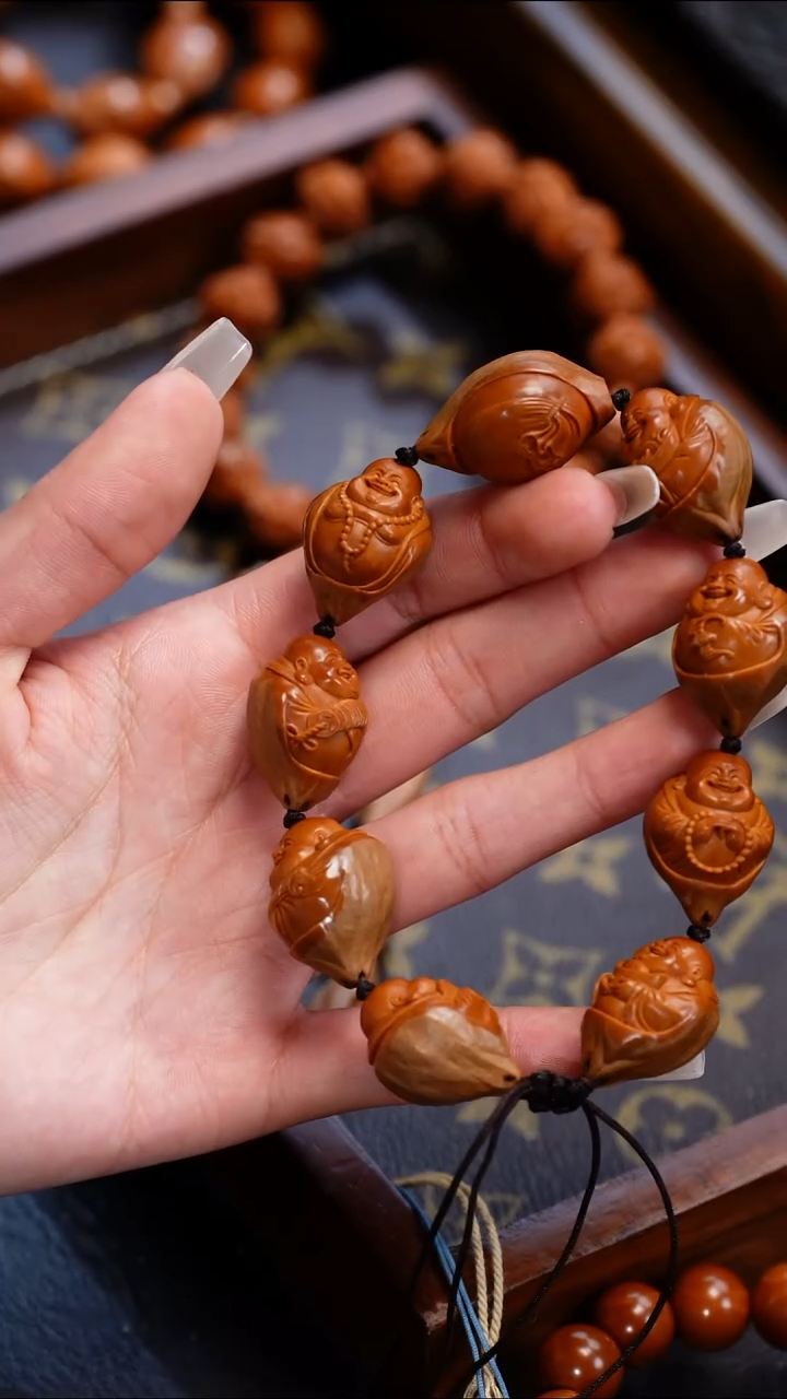 【闪购商品】橄榄核吊坠苏工橄榄核