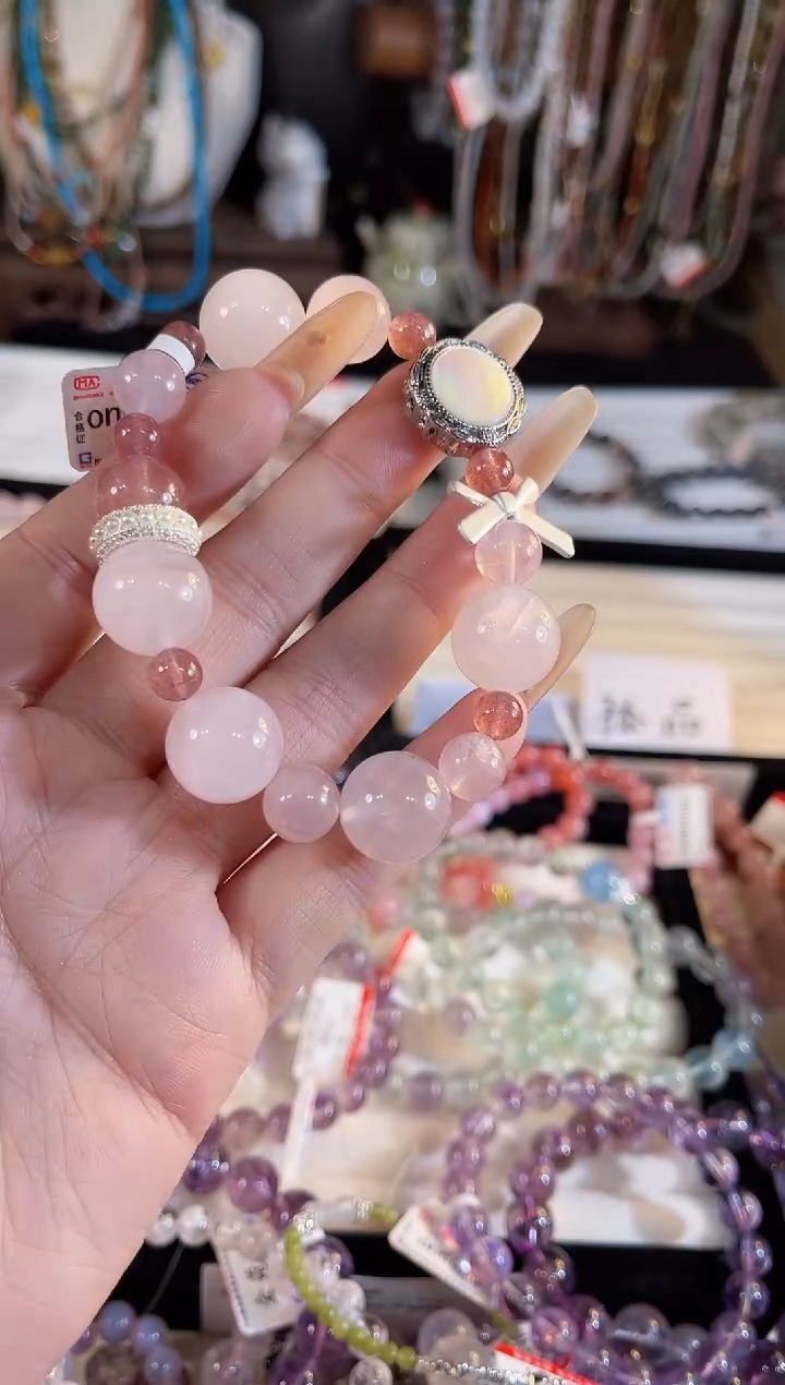 【闪购商品】水晶手链未镶嵌多样性发货其一