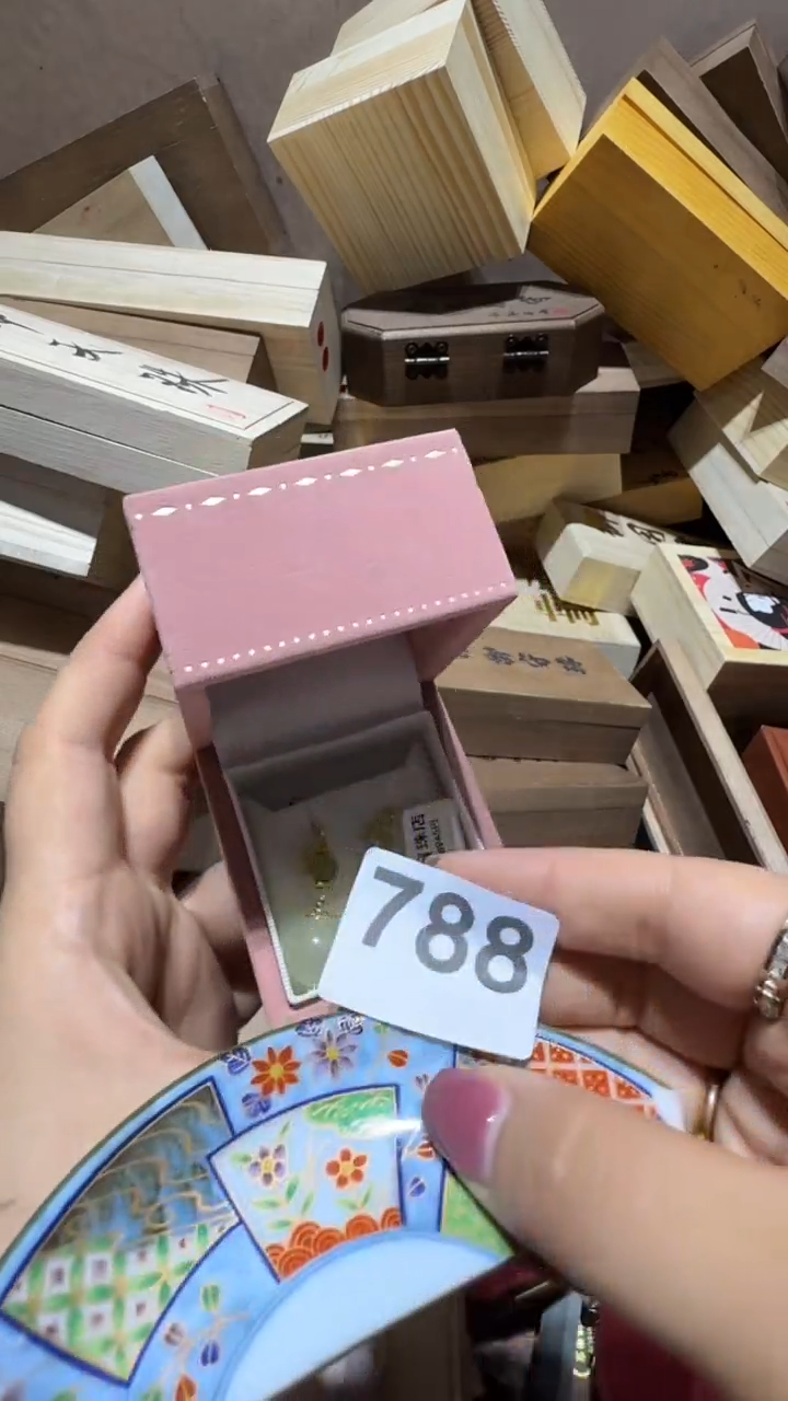 瓷片红*猴瓷器瓷器瓷器瓷器瓷器