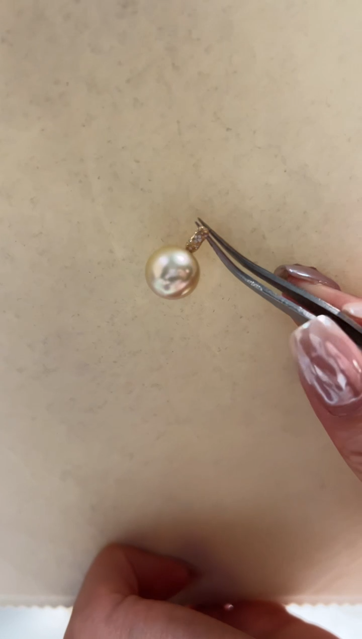 18K金镶嵌海水珍珠DA 金珠吊坠 12-13 xp206