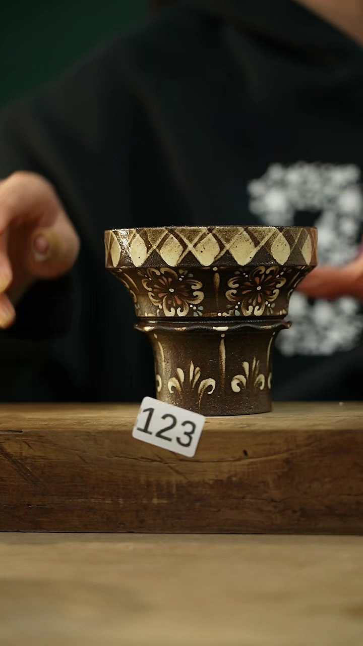 【闪购商品】瓷片新品！设计师款手绘/咖啡杯 听歌