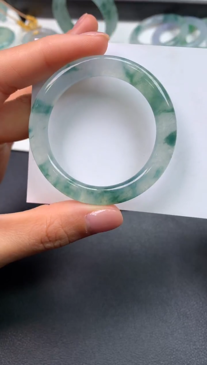 未镶嵌定制翡翠呦***闹0232404466（42.3*6*7.2）